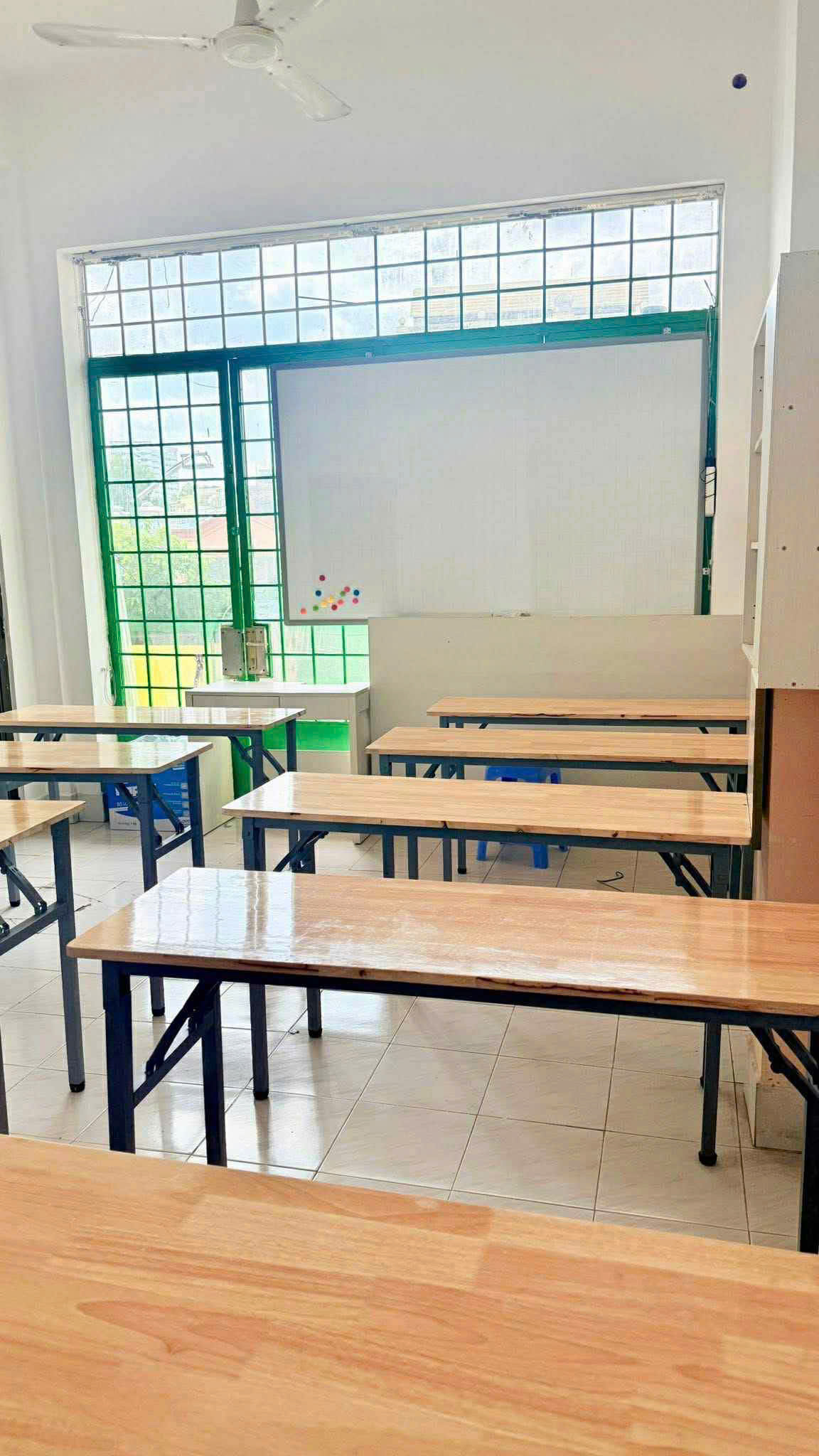 Học viên làm bài trong lớp